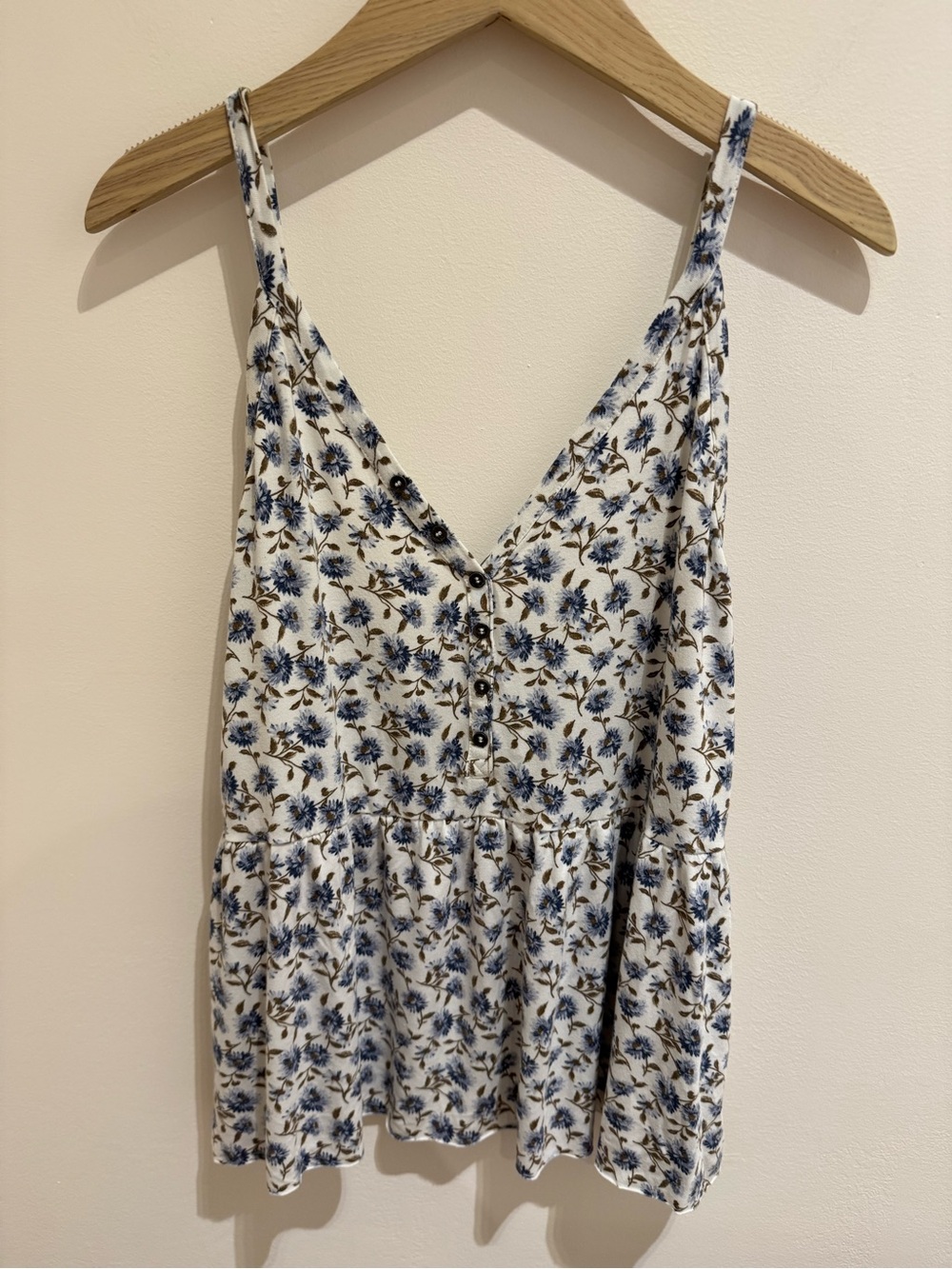 American Eagle Outfitters White Floral Button-Front Camisole L